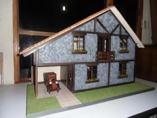 Casas y muebles miniatura en madera, hooby de colección esc. 1:12
