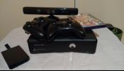 Xbox 360 320Gb Kinnect Última Generación Semi Nuevo con Caja 2 Controles 4 Juegos Originales
