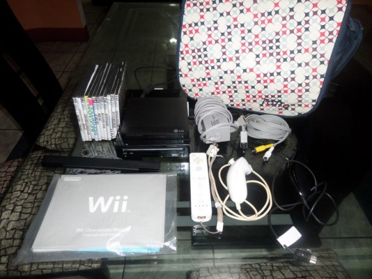 Nintendo Wii 8.5/10 Exelente Estado ..VARIAS COSAS INCLUIDAS EN LA DESCRIPCION..